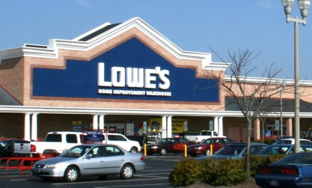Lowe's will add four new sites in British Columbia, two in Alberta, one in Saskatchewan and seven in Ontario. PHOTO: By Ildar Sagdejev, via Wikimedia Commons 