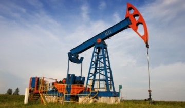 Latest futures report includes a caution to investors and oil companies. Photo: iStock