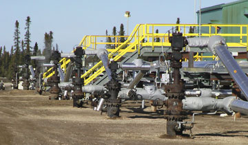 In-situ projects use steam assisted gravity drainage (SAGD) technology to inject steam into oilsands deposits and collect bitumen released by heat. PHOTO Suncor Energy