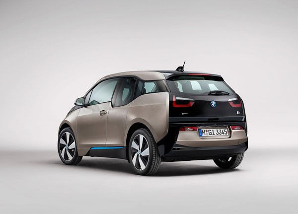 Magna collaborated with BMW to build a composite rear liftgate for the i3 electric car. PHOTO Magna