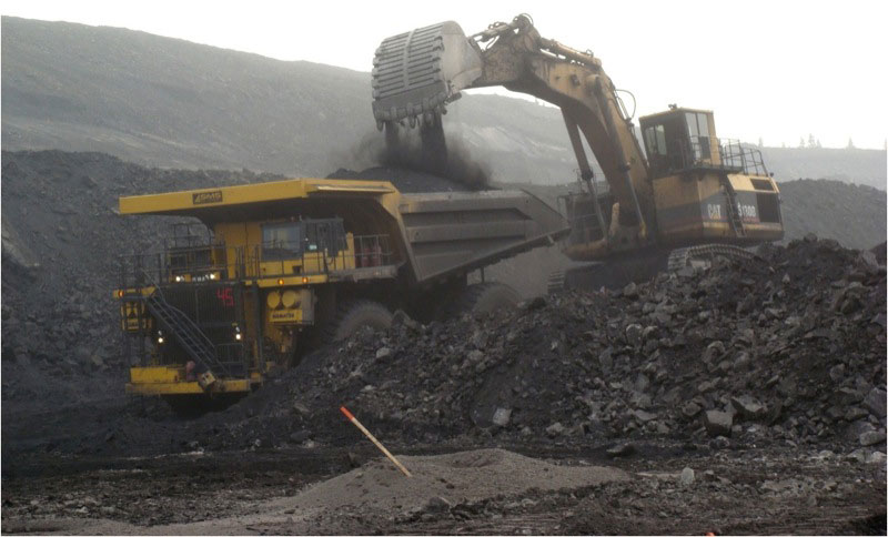 Grande Cache Coal's open pit mining operation in western Alberta. PHOTO Grande Cache Coal