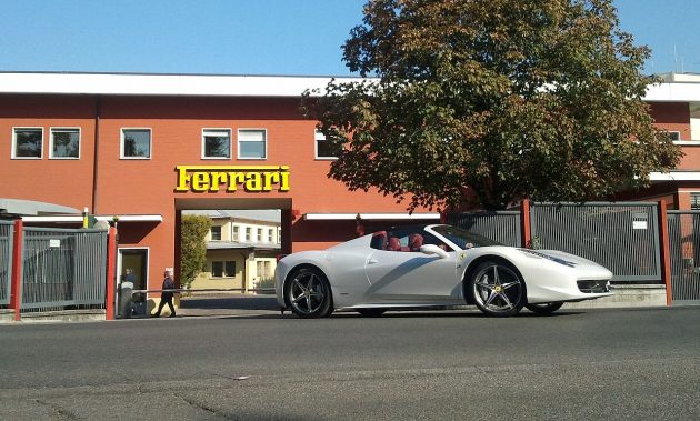 458 Spider outside of the Ferrari factory and head office. PHOTO: SurfAst (CC BY-SA 3.0)
